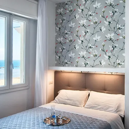 Hotel Mirabel Rímini