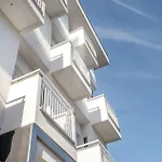 Mirabel Hotel 3*